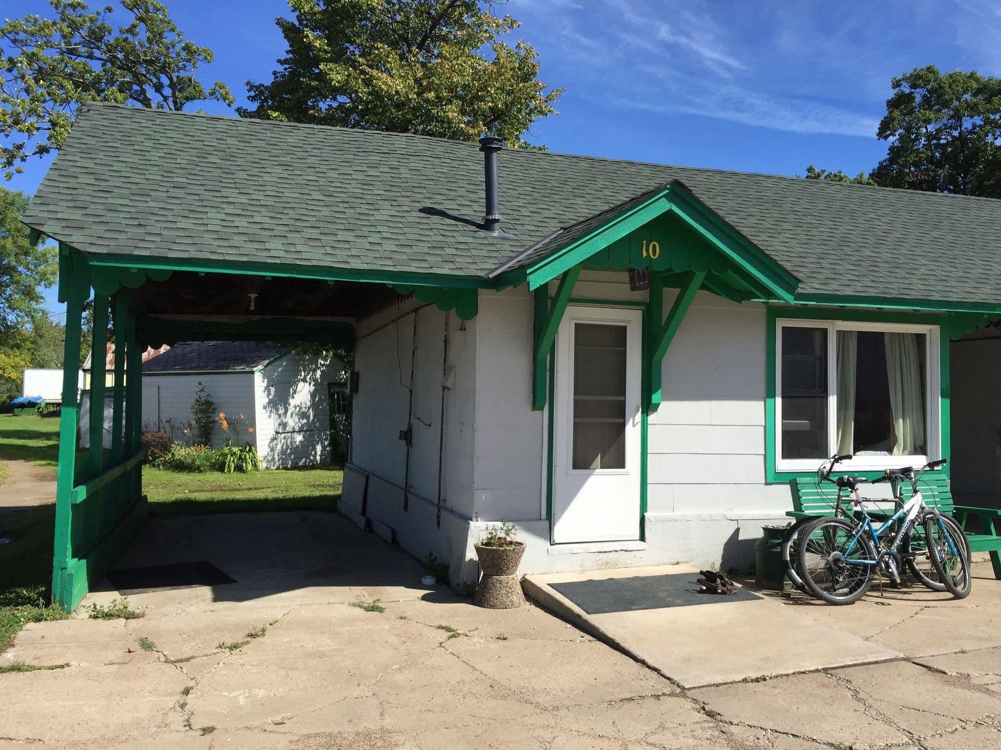 Twin Pines Resort Garrison Esterno foto